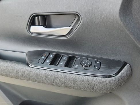 New 2026 Nissan Kicks SV w/ SV Premium Package image 26