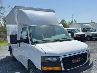 New 2025 GMC Savana 3500 w/ Power Convenience Package