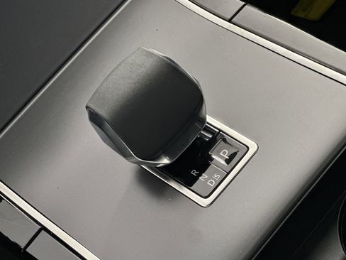 Certified 2026 Land Rover Range Rover Velar S image 23