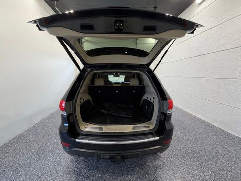 Used 2014 Jeep Grand Cherokee Limited w/ Trailer Tow Group IV AWD/4WD image 25