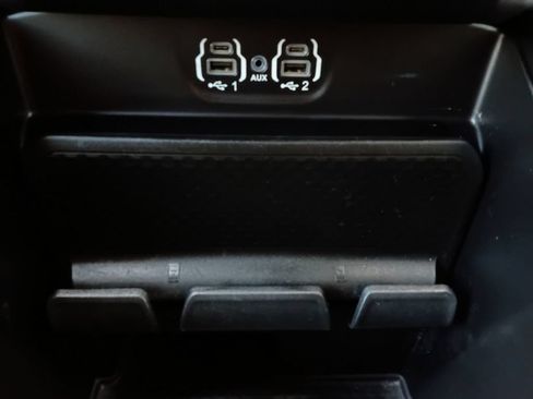 Used 2024 RAM 1500 Lone Star AWD/4WD image 6