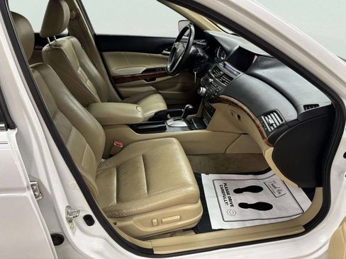 Used 2011 Honda Accord EX-L image 21