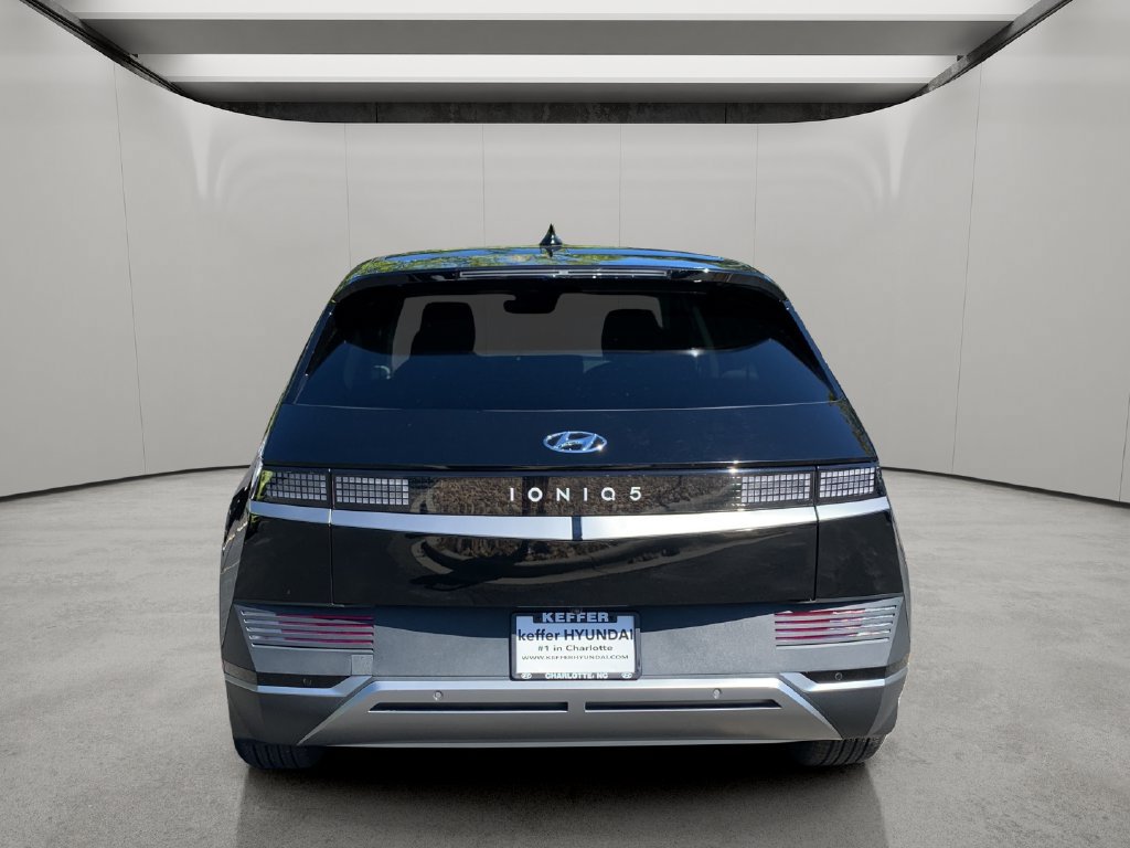 Certified 2024 Hyundai Ioniq 5 SEL RWD image 4