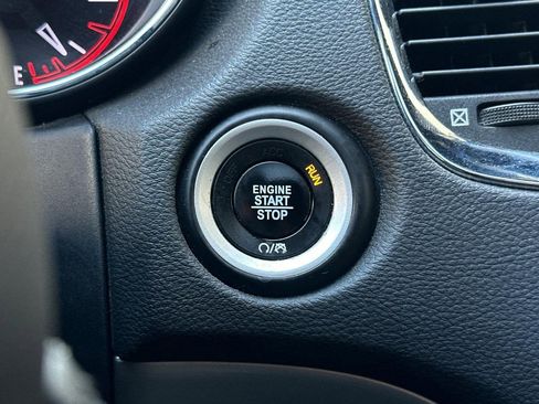 Used 2017 Dodge Durango R/T w/ Technology Group RWD image 36