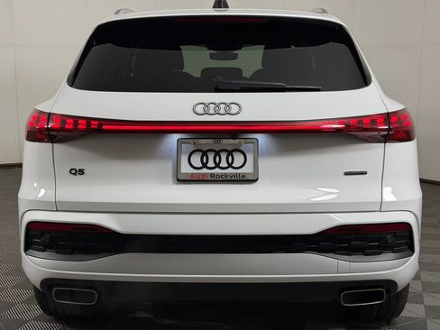 Used 2025 Audi Q5 Premium w/ Convenience Package AWD/4WD image 10
