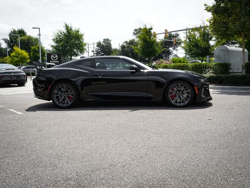 Used 2023 Chevrolet Camaro ZL1 RWD image 12