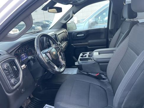 Used 2020 Chevrolet Silverado 1500 LT image 16