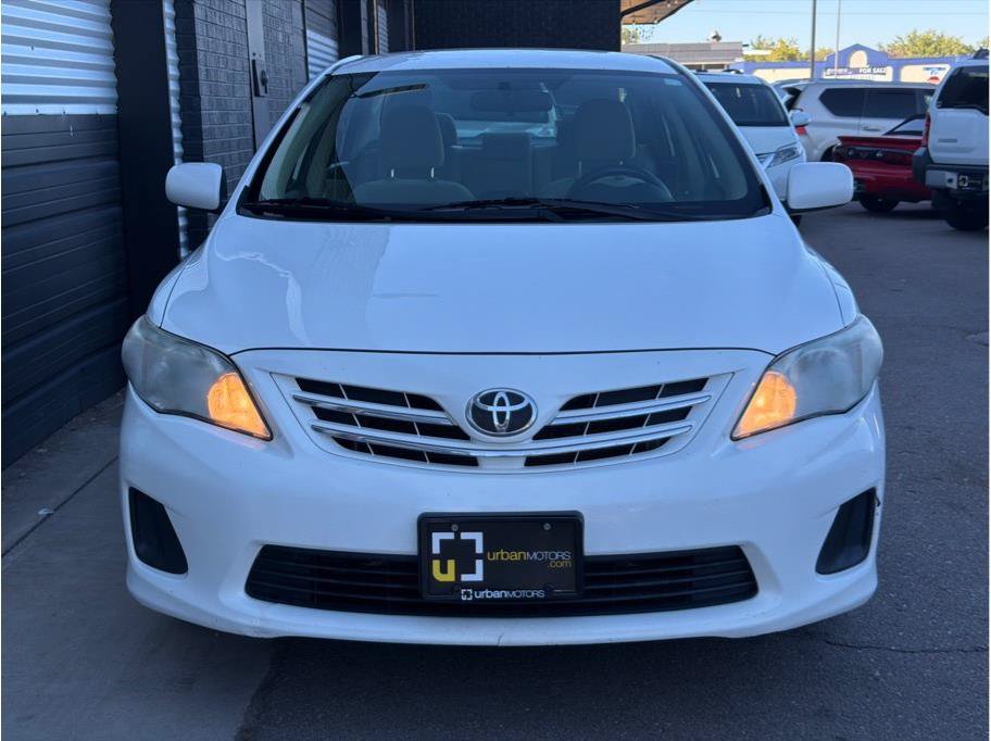 Used 2013 Toyota Corolla LE FWD image 12