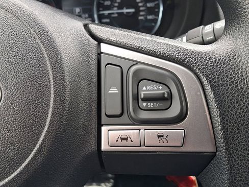 Used 2017 Subaru Forester 2.5i Premium AWD/4WD image 22