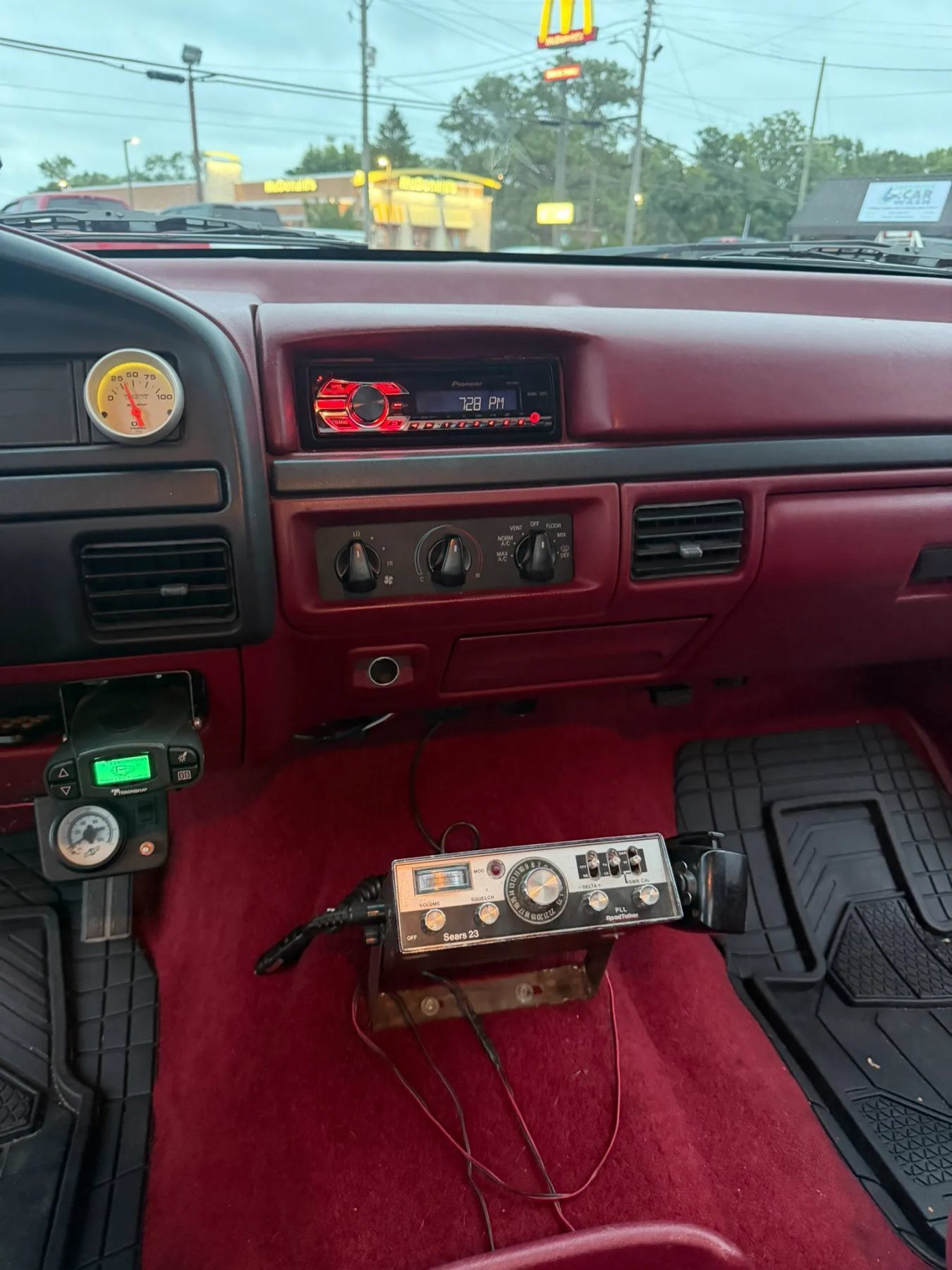 Used 1997 Ford F350 2WD SuperCab DRW image 15