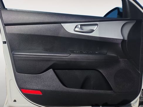 Used 2023 Kia Forte LXS FWD image 16