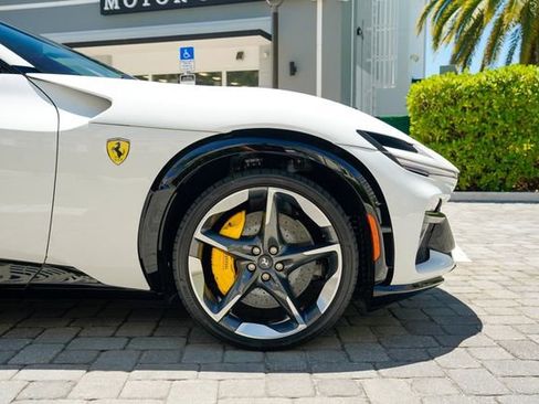 Used 2026 Ferrari Purosangue image 34