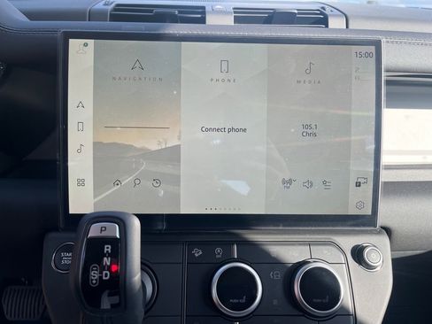 New 2026 Land Rover Defender 110 S image 18