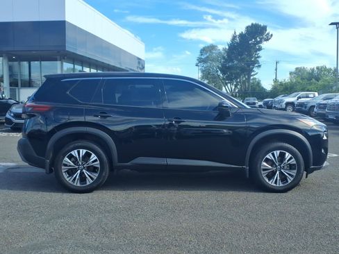 Used 2021 Nissan Rogue SV AWD/4WD image 2