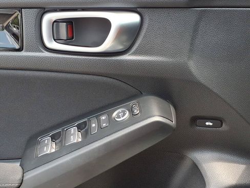 Used 2024 Honda Civic EX image 17
