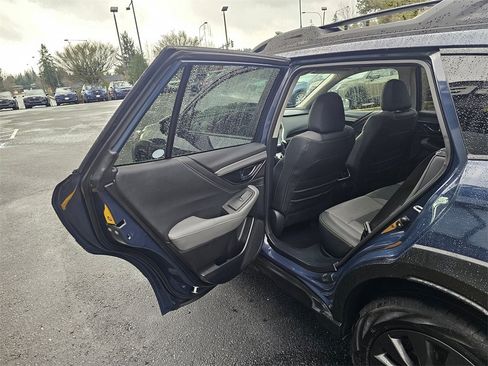 Certified 2025 Subaru Outback Onyx Edition image 16