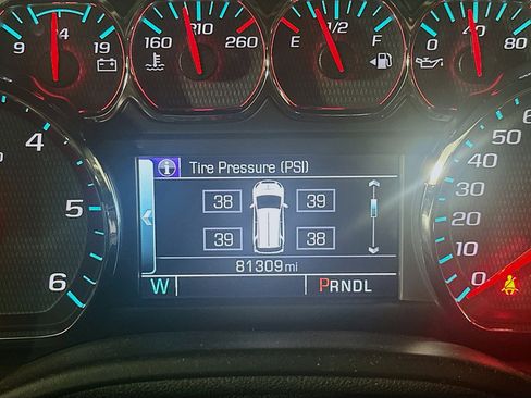 Used 2020 Chevrolet Tahoe LT w/ Luxury Package image 19