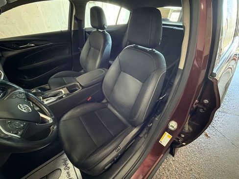 Certified 2018 Buick Regal Essence w/ Driver Confidence Package #1 AWD/4WD image 11