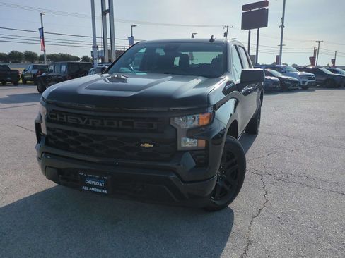 Used 2023 Chevrolet Silverado 1500 Custom RWD image 1