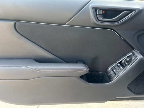 Used 2023 Toyota GR86 RWD image 23