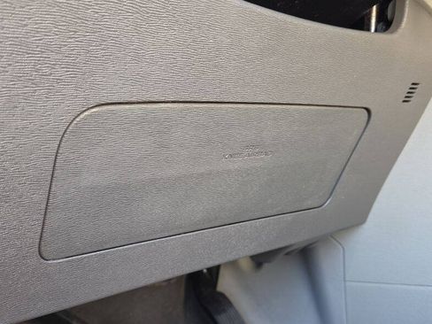 Used 2011 Toyota Sienna LE FWD image 22