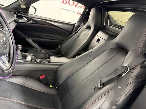 Used 2017 MAZDA MX-5 Miata RF Grand Touring RWD image 13