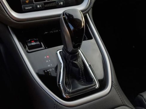 Certified 2024 Subaru Outback Onyx Edition image 33