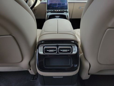 Certified 2023 Mercedes-Benz S 580 4MATIC Sedan image 15