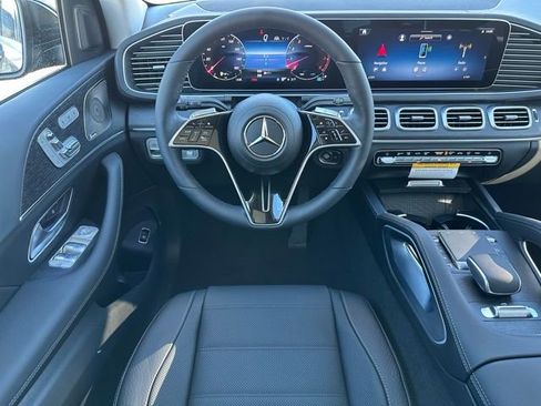 New 2026 Mercedes-Benz GLS 450 4MATIC image 12