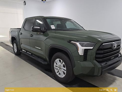 Used 2023 Toyota Tundra SR5 w/ SR5 Premium Package RWD image 2