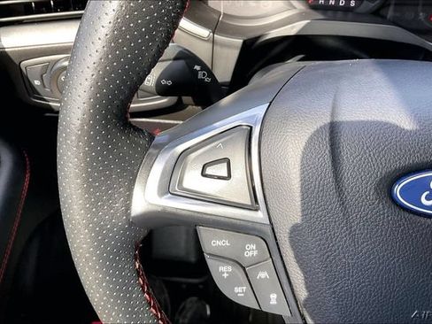 Used 2021 Ford Edge ST-Line FWD image 15