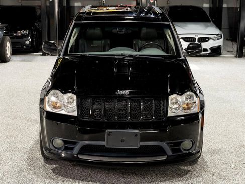 Used 2006 Jeep Grand Cherokee SRT8 w/ SRT Option Group I image 7
