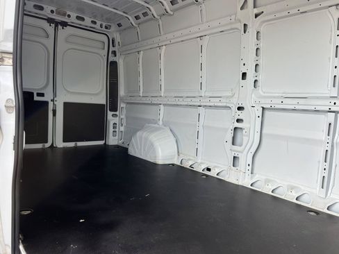 Used 2025 RAM ProMaster 3500 w/ Power Group FWD image 15