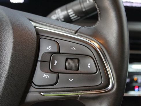 Used 2025 Buick Envista Avenir FWD image 17