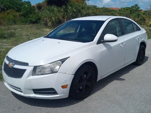 Used 2012 Chevrolet Cruze LT image 1