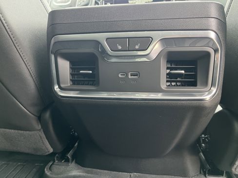 New 2026 GMC Sierra 1500 SLT w/ SLT Premium Plus Package image 23