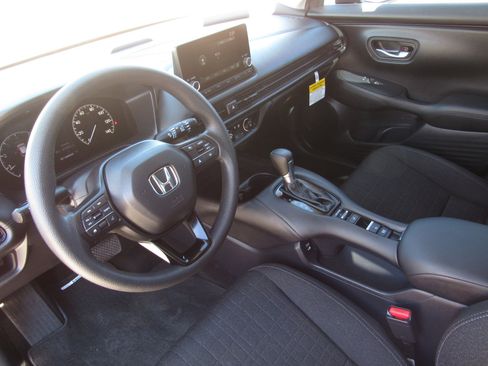 Certified 2024 Honda HR-V LX image 15