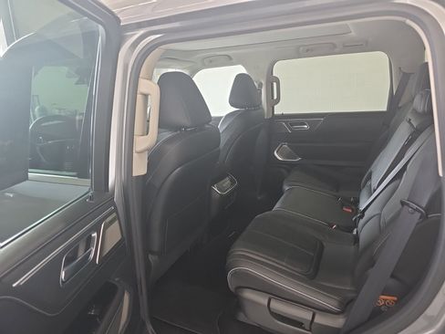 Certified 2025 INFINITI QX80 Sensory image 21