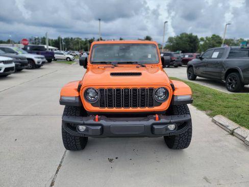 Used 2025 Jeep Gladiator Mojave AWD/4WD image 8