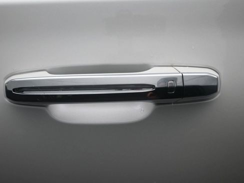 Used 2020 Cadillac Escalade Premium Luxury w/ LPO, Radiant Package image 21