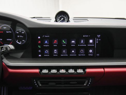 Used 2024 Porsche 911 Carrera GTS image 37