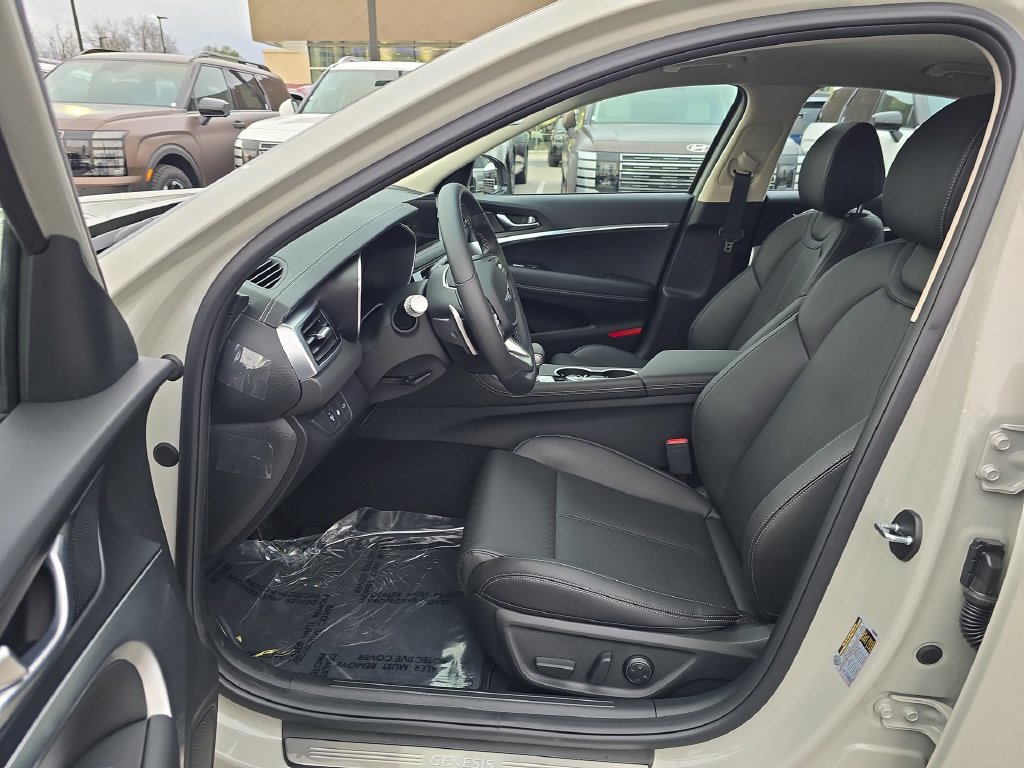 Used 2026 Genesis G70 2.5T AWD/4WD image 11