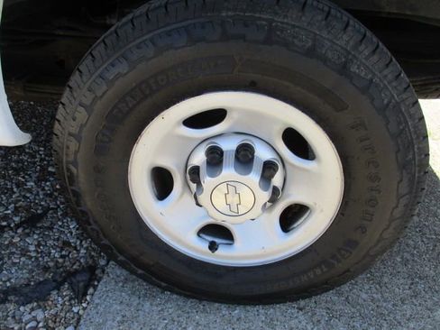 Used 2019 Chevrolet Express 2500 w/ Driver Convenience Package RWD image 30