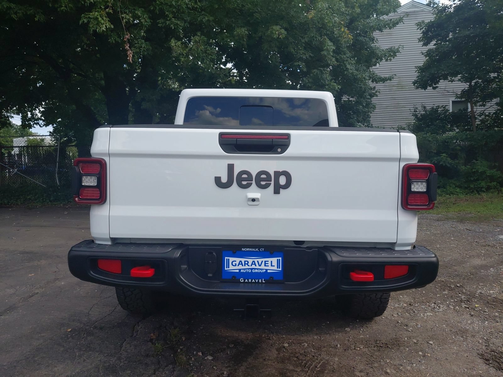 Used 2025 Jeep Gladiator Rubicon w/ Convenience Group AWD/4WD image 25