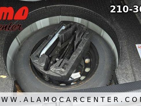 Used 2012 Volkswagen Passat 2.5 S image 23