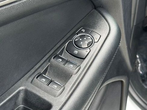 Used 2022 Ford Edge SEL image 15