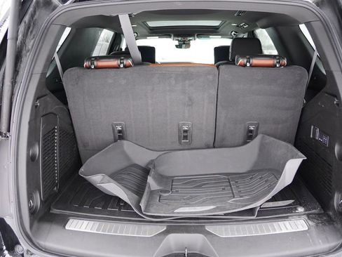 Certified 2024 GMC Yukon Denali Ultimate image 25