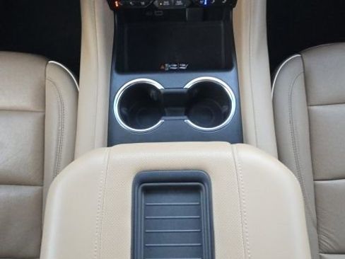 Used 2023 Chevrolet Tahoe Premier w/ Advanced Technology Package image 48