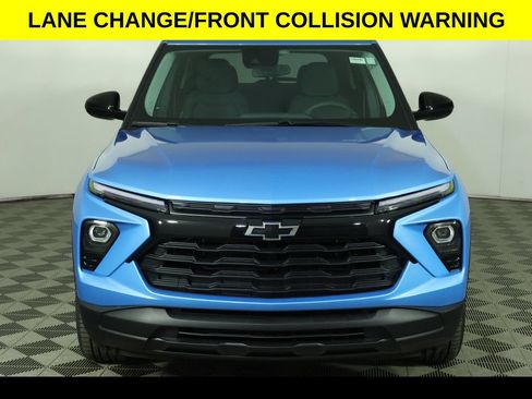 New 2026 Chevrolet TrailBlazer LT w/ Midnight Edition FWD image 6