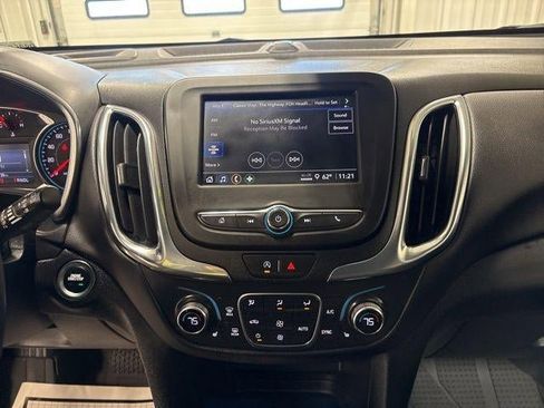 Used 2023 Chevrolet Equinox LT image 12